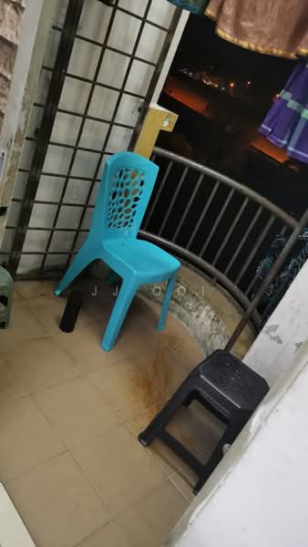 Pangsapuri untuk Dijual di Pangsapuri Villamas - JJ Ooi - Balcony - PropertyGuru.com.my