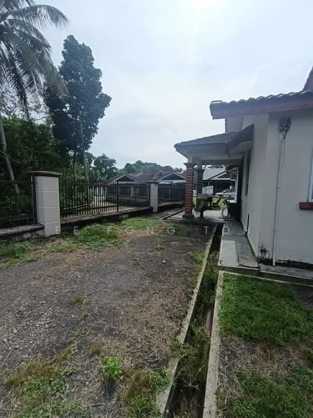 1-storey Terraced House for Sale in Taman Perling (Perling) - Ee Fong Toh - PropertyGuru.com.my