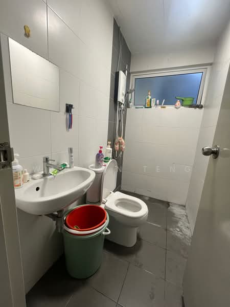Service Residence for Sale at Pacific Place - Wai Ann Teng - Bathroom - PropertyGuru.com.my