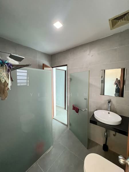 2-storey Terraced House for Sale in Taman Kepong (Kepong) - Yen Ching - Bathroom - PropertyGuru.com.my