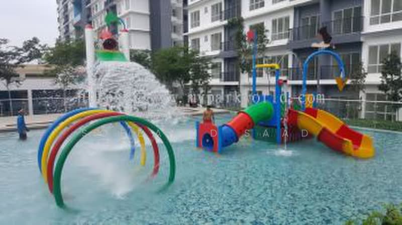 Servis Apartment untuk Dijual di BSP 21 - Sofea Md Saad - Pool - PropertyGuru.com.my