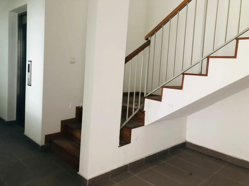 Rumah Berkembar untuk Dijual di Desa Petaling (Kuala Lumpur) - Jamie Chen - PropertyGuru.com.my