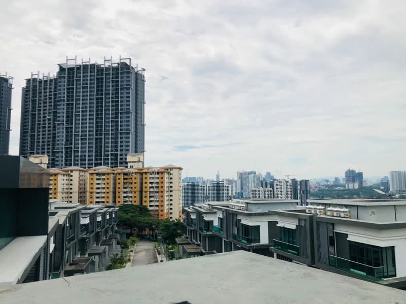 Rumah Berkembar untuk Dijual di Desa Petaling (Kuala Lumpur) - Jamie Chen - PropertyGuru.com.my