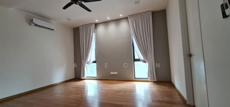 Rumah Berkembar untuk Dijual di Desa Petaling (Kuala Lumpur) - Jamie Chen - PropertyGuru.com.my