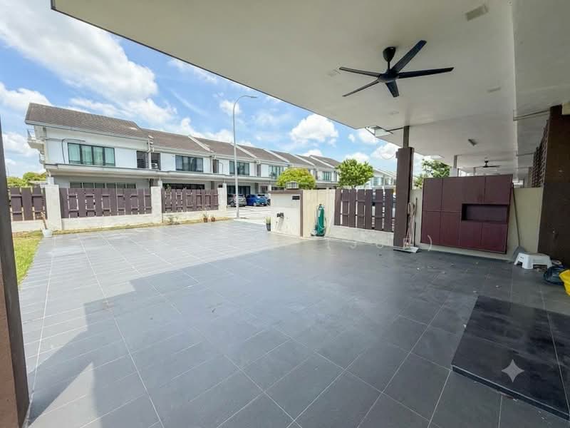 2.5-storey Terraced House for Sale in Seksyen 16 (Shah Alam) - JUMIDAH (JUE) - Exterior - PropertyGuru.com.my
