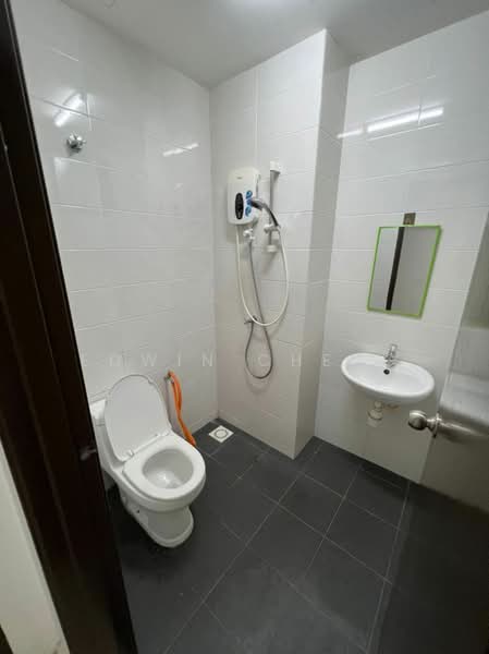 Servis Apartment untuk Dijual di Service Residence @ Landmark Residence 1 - Edwin Cheng - Bathroom - PropertyGuru.com.my