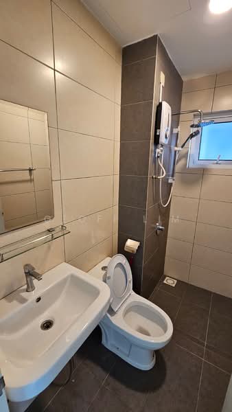 Condominium for Rent at The Holmes 1 - Geoff Lim - Bathroom - PropertyGuru.com.my
