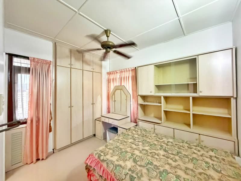 Pangsapuri untuk Dijual di Lavinia Apartments - Gary Goh - Bedroom - PropertyGuru.com.my