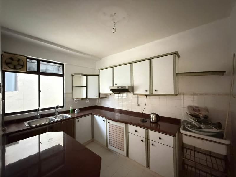 Pangsapuri untuk Dijual di Lavinia Apartments - Gary Goh - Kitchen - PropertyGuru.com.my