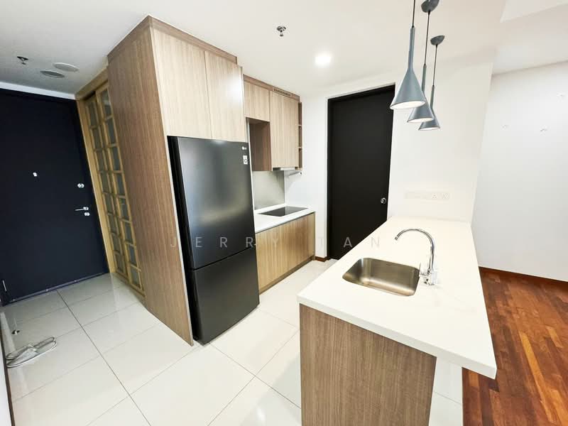 Service Residence for Rent at The Tamarind - Jerry Tan - Kitchen - PropertyGuru.com.my
