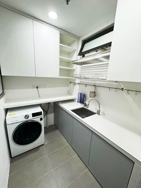 Service Residence for Rent at The Tamarind - Jerry Tan - Kitchen - PropertyGuru.com.my