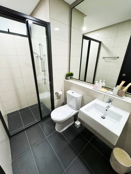 Service Residence for Rent at The Tamarind - Jerry Tan - Bathroom - PropertyGuru.com.my