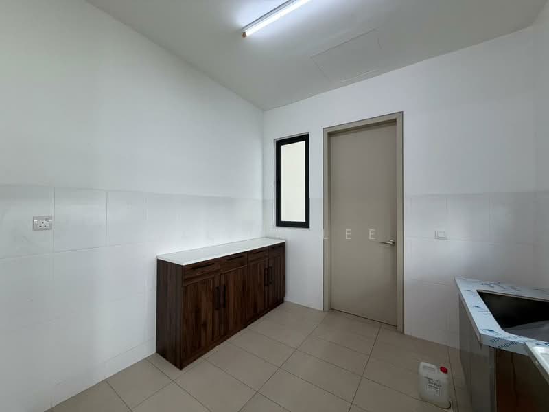 Semi-Detached House for Rent in Telok Panglima Garang (Selangor) - Selina Lee - Kitchen - PropertyGuru.com.my