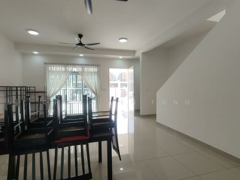 Rumah Teres 2 Tingkat untuk Disewa di Iskandar Puteri (Nusajaya) (Johor) - CHUNG JEN FUNG - Living Room - PropertyGuru.com.my