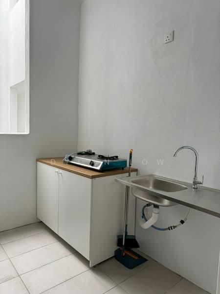 Condominium for Rent at Vertu Resort - Dylan Low - Kitchen - PropertyGuru.com.my