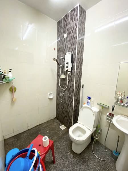 2-storey Terraced House for Sale in Mutiara Rini (Skudai) - Ee Fong Toh - Bathroom - PropertyGuru.com.my