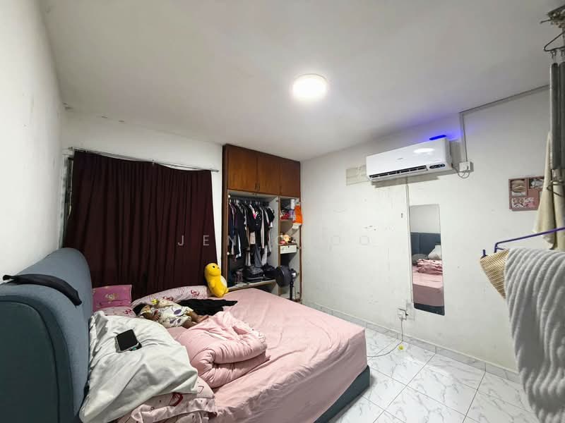 Apartment for Sale at Taman Kampar - Jen Choo - Bedroom - PropertyGuru.com.my