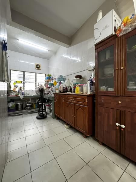 Rumah Teres 2 Tingkat untuk Dijual di BANDAR PUCHONG JAYA (Puchong) - Jayden Lee - Kitchen - PropertyGuru.com.my