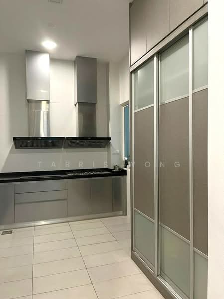 Rumah Berkembar untuk Dijual di Canary Garden (Klang) - Tabris Wong - Kitchen - PropertyGuru.com.my