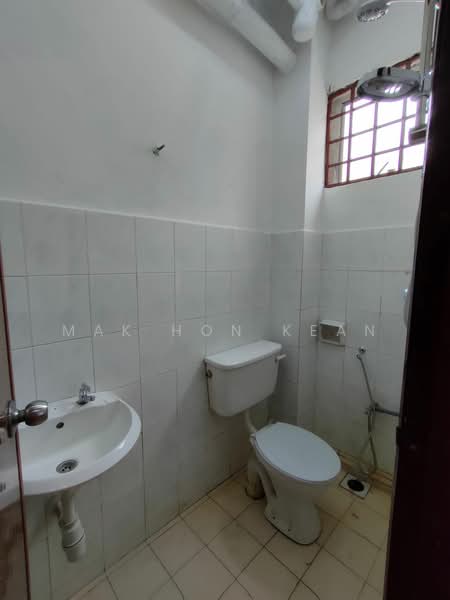 2-storey Terraced House for Rent in Berjaya Park (Shah Alam) - Mak Hon Kean - Bathroom - PropertyGuru.com.my