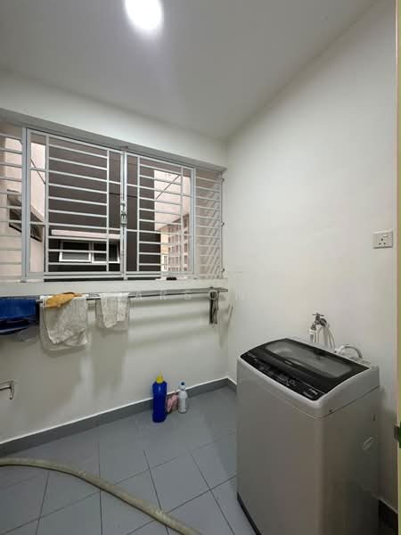Pangsapuri untuk Dijual di Idaman Residence - Carson . - PropertyGuru.com.my
