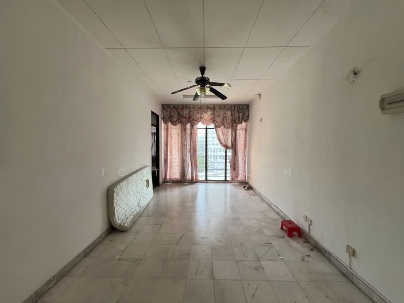 Apartment for Sale at Medan Lumba Kuda - TC Tong Loh - Living Room - PropertyGuru.com.my