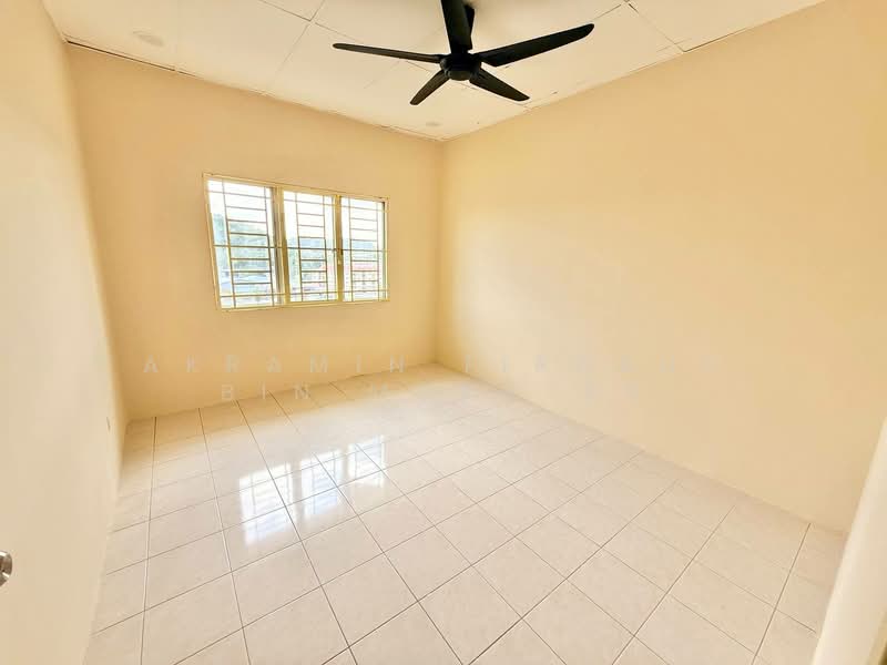 Apartment for Sale at Pangsapuri Bayu Suria (Summerfields Apartments) - Akramin Firdaus Bin Mokhtar - PropertyGuru.com.my