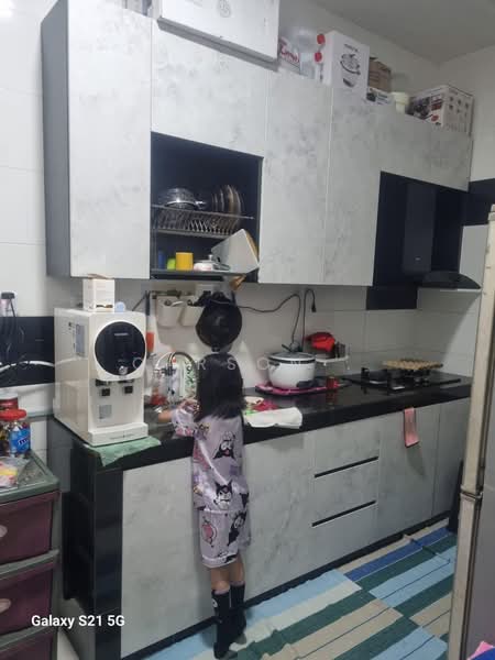 Servis Apartment untuk Dijual di D'Summit Residences - Carson . - Kitchen - PropertyGuru.com.my