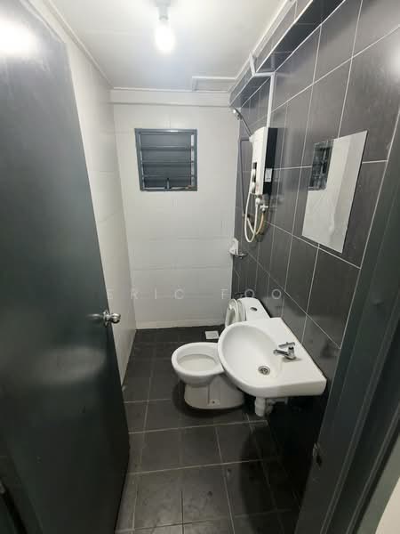 Condominium for Rent at Calisa N @ Calisa Residences - Eric Foo - Bathroom - PropertyGuru.com.my