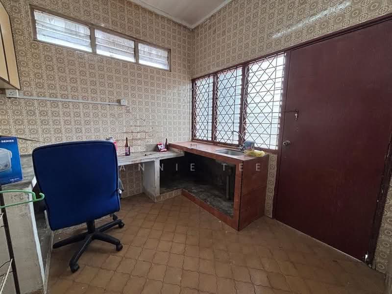 2-storey Terraced House for Rent in Taman Pelangi (Johor Bahru) - Annie Tee - PropertyGuru.com.my