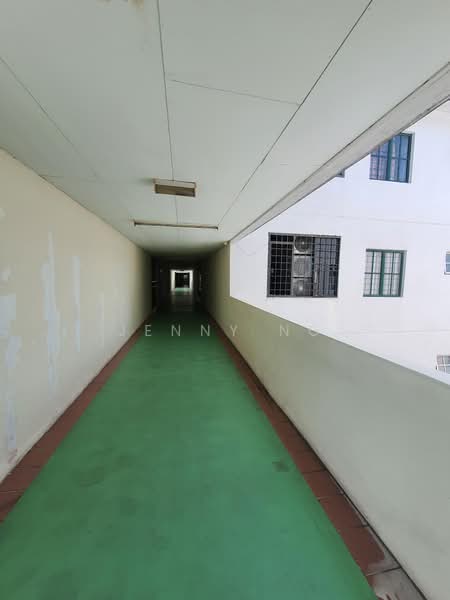 Kondominium untuk Dijual di Idaman Putera - Jenny Ng - Corridor - PropertyGuru.com.my