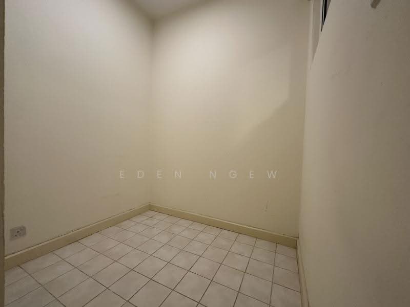 Kondominium untuk Disewa di Tiffani Kiara - Eden Ngew - PropertyGuru.com.my