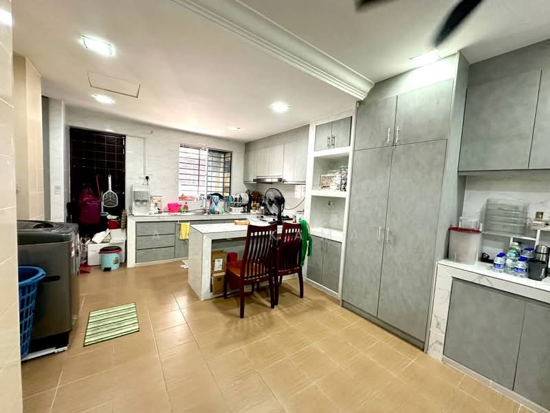 2-storey Terraced House for Sale in Taman Universiti Bangi (Kajang) - Aqil Kamal - Kitchen - PropertyGuru.com.my