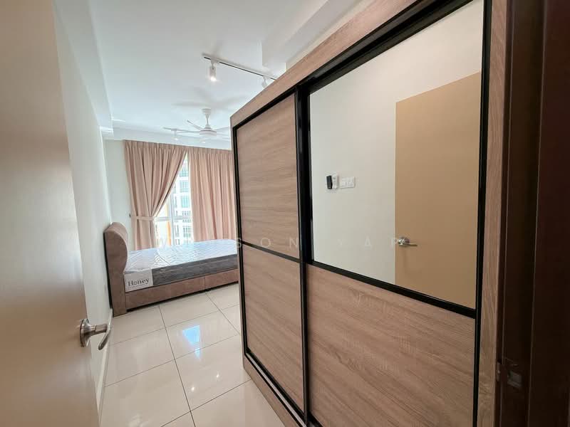 Servis Apartment untuk Disewa di KSL Residence @ Daya - Winson Yap - Bedroom - PropertyGuru.com.my
