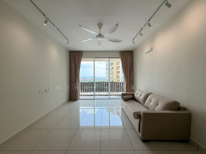 Servis Apartment untuk Disewa di KSL Residence @ Daya - Winson Yap - Living Room - PropertyGuru.com.my