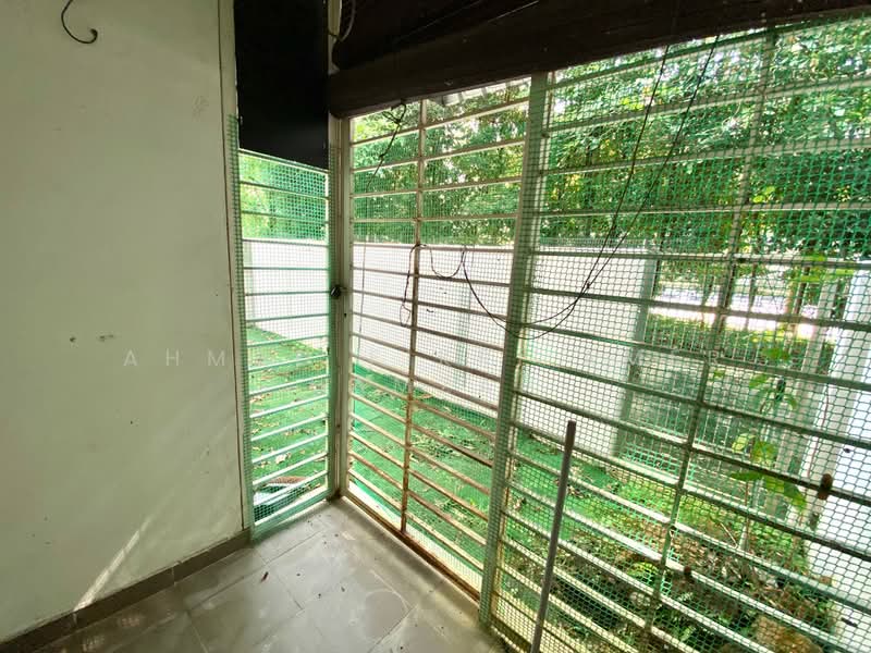 Rumah Teres 2 Tingkat untuk Dijual di TTDI Grove (Kajang) - Ahmad Fikri Amer Hamzah - Balcony - PropertyGuru.com.my
