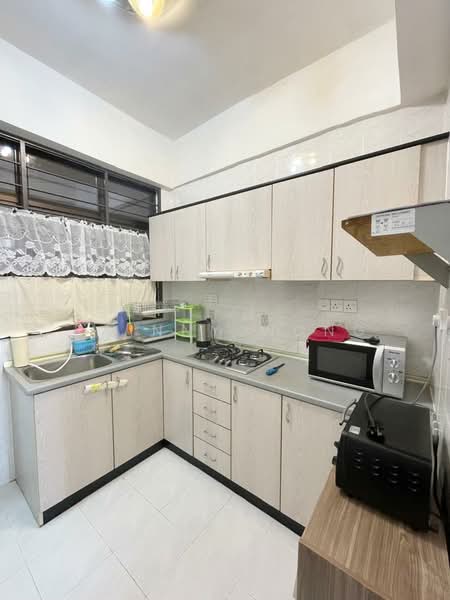 Kondominium untuk Dijual di Eden Seaview Condominium - Rainny Wong - Kitchen - PropertyGuru.com.my