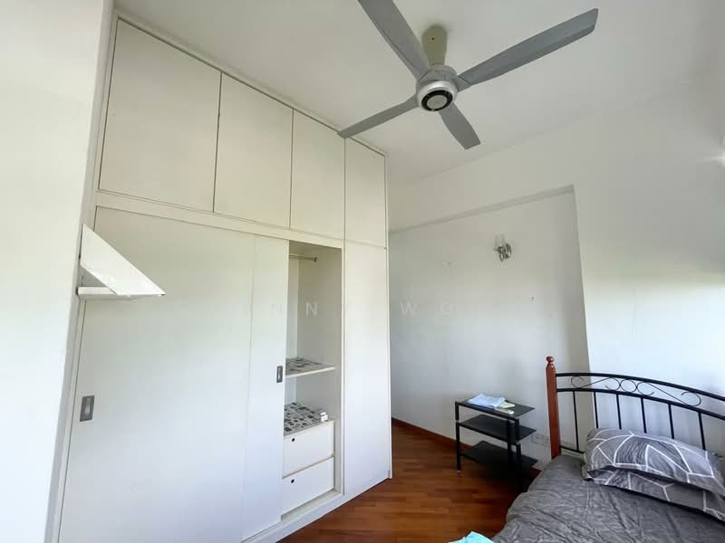 Kondominium untuk Dijual di Eden Seaview Condominium - Rainny Wong - Bedroom - PropertyGuru.com.my