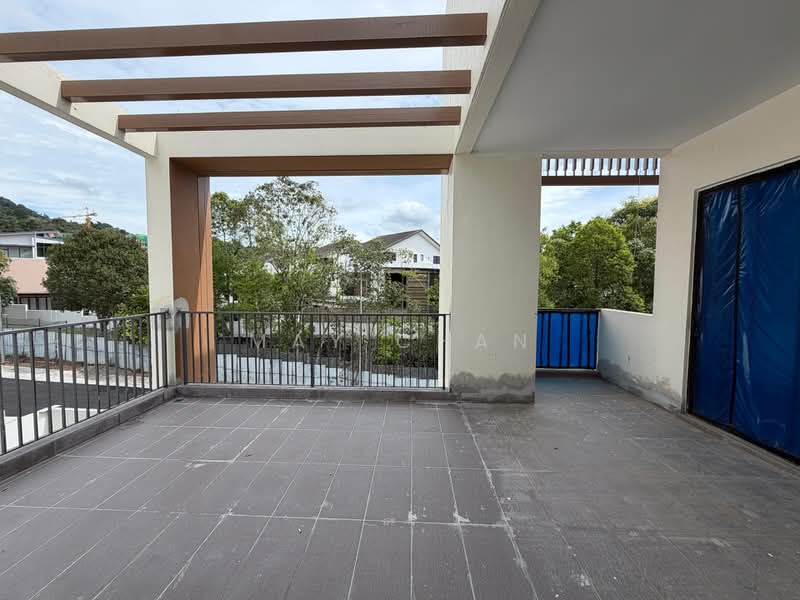 Rumah Banglo untuk Dijual di Bandar Sungai Long (Selangor) - May Chan - Balcony - PropertyGuru.com.my
