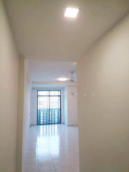 Apartment for Rent at Bayu Tiara - Jerry Tan - Corridor - PropertyGuru.com.my