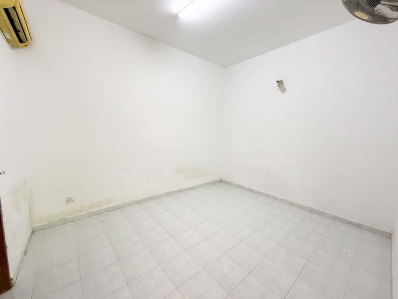 1-storey Terraced House for Sale in Taman Sentosa (Klang) - JUMIDAH (JUE) - Interior - PropertyGuru.com.my