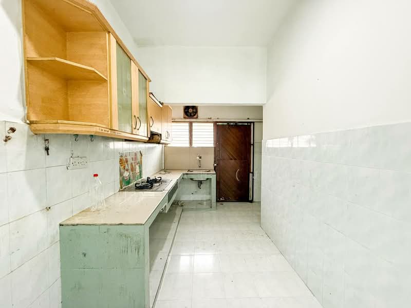 1-storey Terraced House for Sale in Taman Sentosa (Klang) - JUMIDAH (JUE) - Kitchen - PropertyGuru.com.my