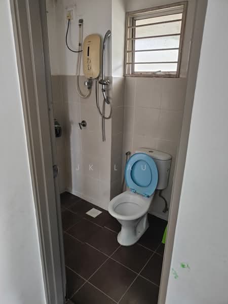 Rumah Teres 2 Tingkat untuk Dijual di Bandar Kinrara Seksyen 1 (Bandar Kinrara) - JK Lau - Bathroom - PropertyGuru.com.my