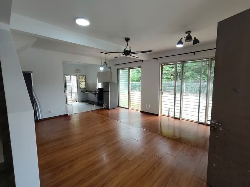 Rumah Teres 2 Tingkat untuk Dijual di Bandar Kinrara Seksyen 1 (Bandar Kinrara) - JK Lau - Living Room - PropertyGuru.com.my