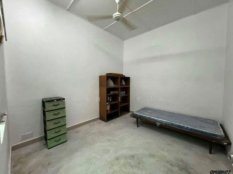 1-storey Terraced House for Sale in Taman Gembira (Klang) - Joanne Pua - Bedroom - PropertyGuru.com.my