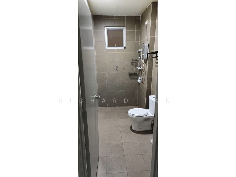 Servis Apartment untuk Dijual di BSP 21 - Richard Tan - Bathroom - PropertyGuru.com.my