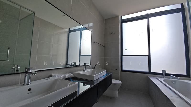 Rumah Teres 2 Tingkat untuk Dijual di Nusa Sentral (Iskandar Puteri (Nusajaya)) - Nicholas Tey - Bathroom - PropertyGuru.com.my