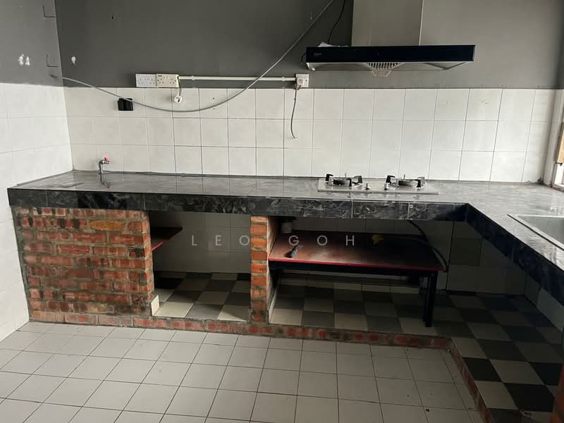 2-storey Terraced House for Sale in Senawang (Negeri Sembilan) - Leo Goh - Kitchen - PropertyGuru.com.my
