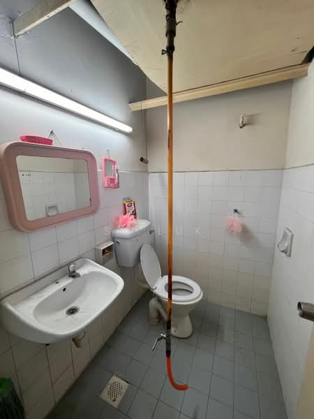 Apartment for Sale at Rajawali Apartment - SK Luk - Bathroom - PropertyGuru.com.my
