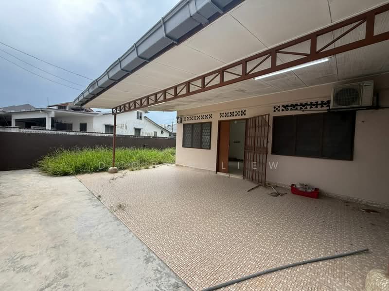 1-storey Terraced House for Sale in Kepong (Kuala Lumpur) - Dicson Liew - Exterior - PropertyGuru.com.my